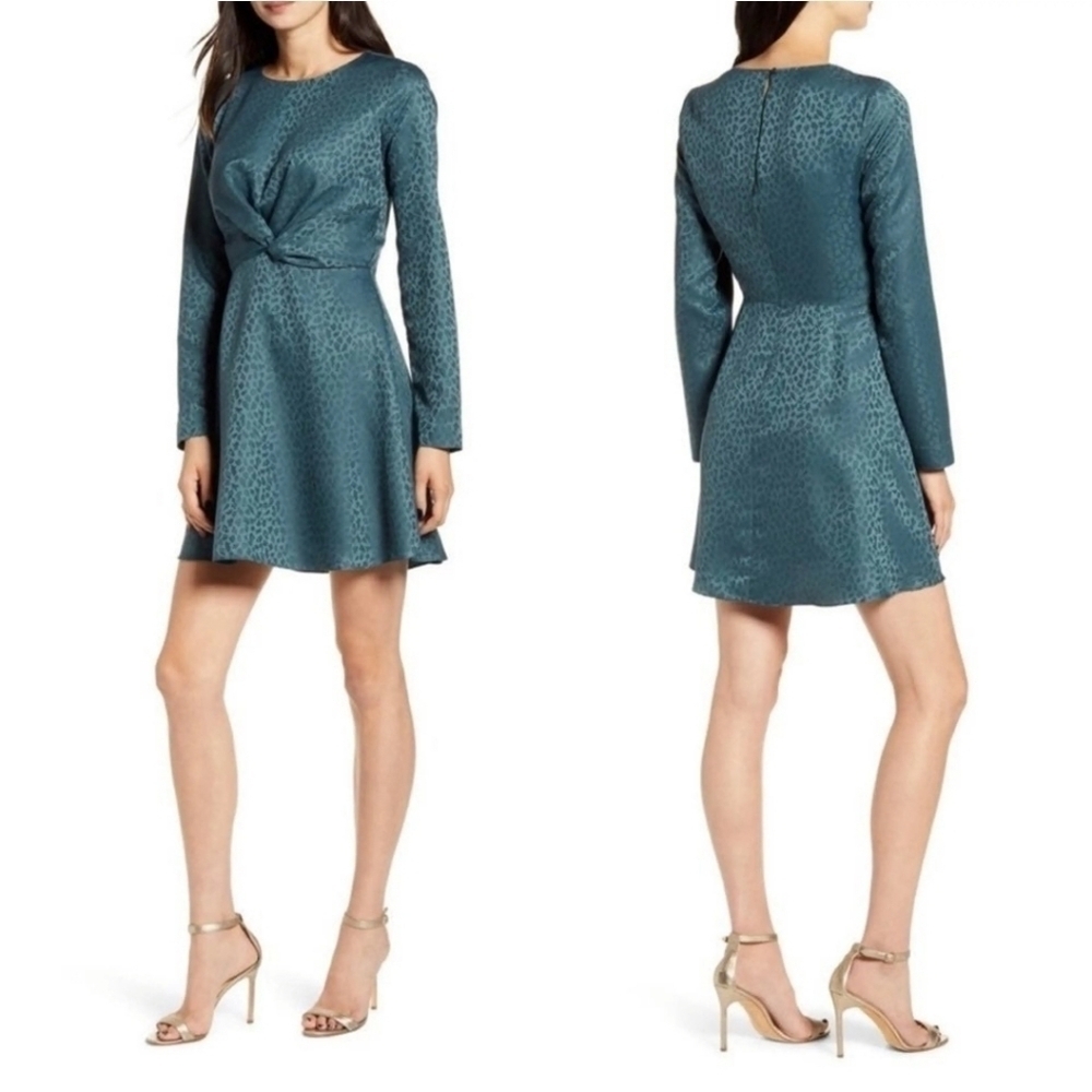 Chelsea28 dark green longsleeve medium twist knot front mini dress cheetah print